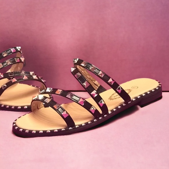 Size 7 Italina Silver Stud Strappy Black Slide On Flat Caged Sandal - Picture 2 of 6